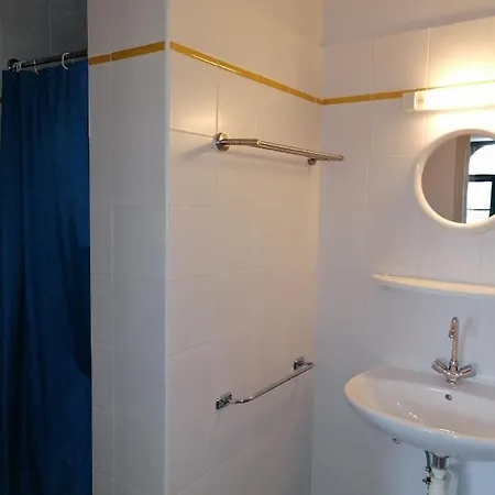 Domaine De Meslay, Avec Salle D'eau Et Wc * Fye