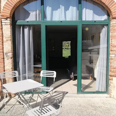 Domaine De Meslay, Avec Salle D'eau Et Wc *