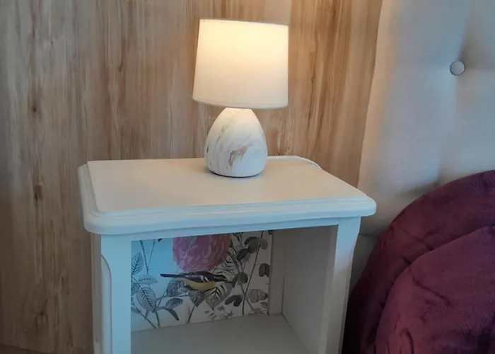 Daire Domaine De Meslay, Avec Salle D'eau Et Wc *