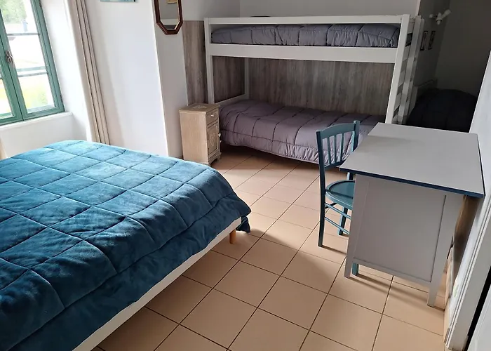 Daire Domaine De Meslay, Avec Salle D'eau Et Wc